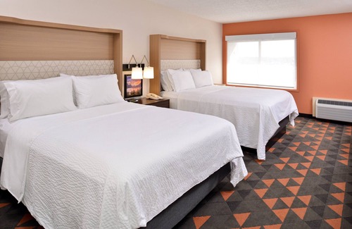 Great Falls Hotel | Holiday Inn Great Falls- Convention Center by IHG