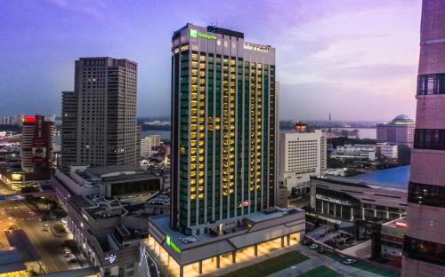 Central District Hotel | Holiday Inn Johor Bahru City Centre by IHG