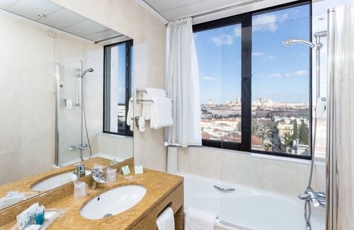 Sao Joao de Deus Hotel | Holiday Inn Lisbon by IHG