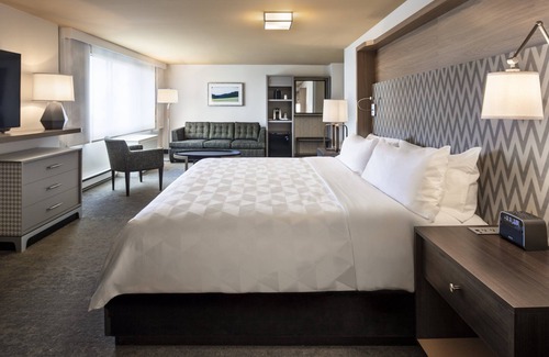 Longueuil Hotel | Holiday Inn Montreal Longueuil by IHG
