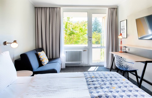 Obersendling Hotel | Holiday Inn Munich - South by IHG