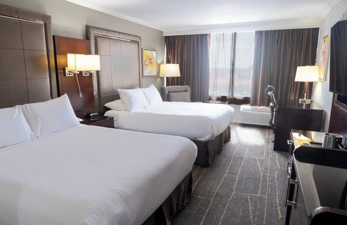 Orlando Hotel | Holiday Inn Orlando East - UCF Area by IHG