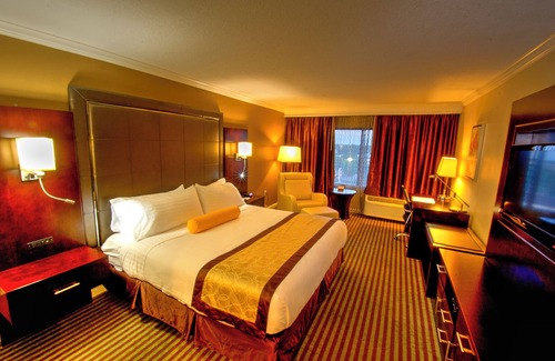 Orlando Hotel | Holiday Inn Orlando East - UCF Area by IHG