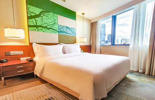 Nanshan Hotel | Holiday Inn Shenzhen Donghua by IHG