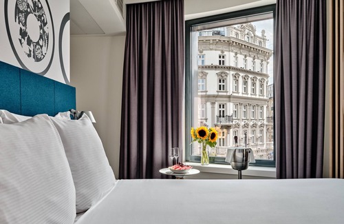Mirow Hotel | Holiday Inn Warsaw City Centre by IHG