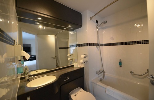 Wolverhampton Hotel | Holiday Inn Wolverhampton - Racecourse by IHG