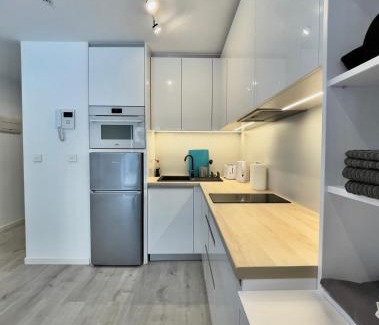 Gibraltar Apartment | Holiday studio apartment near the beach and city centre
