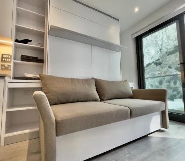 Gibraltar Apartment | Holiday studio apartment near the beach and city centre