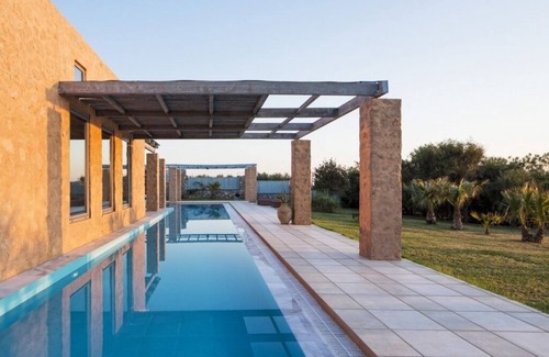 Livadia Villa | holiday villa rental crete