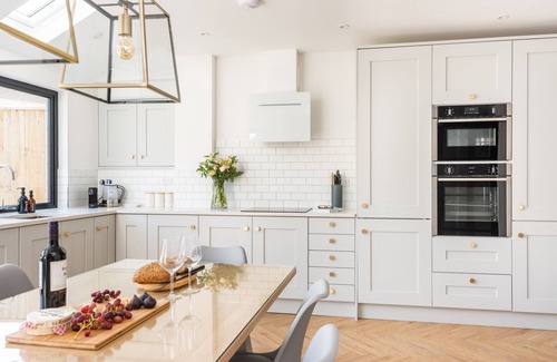 Instow House | Holly Hayes House Instow