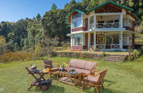 Kaul Villa | Hollyhock Cottage by VEO - Part of StayVista