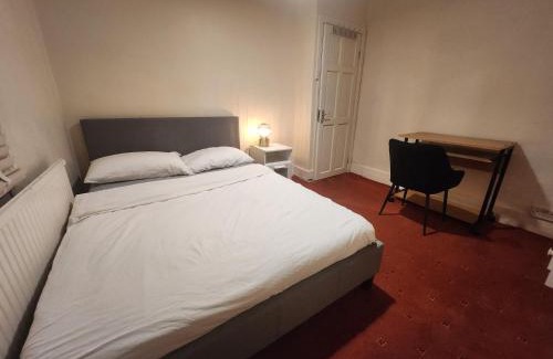 Thornton Heath House | Home away from Home