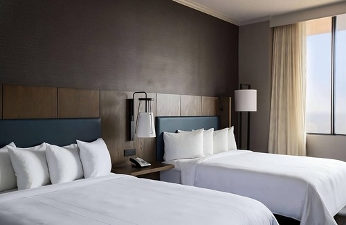Nashville Resort | Home Away from Home, 3 Modern Units, Short Drive to Bridgestone Arena!