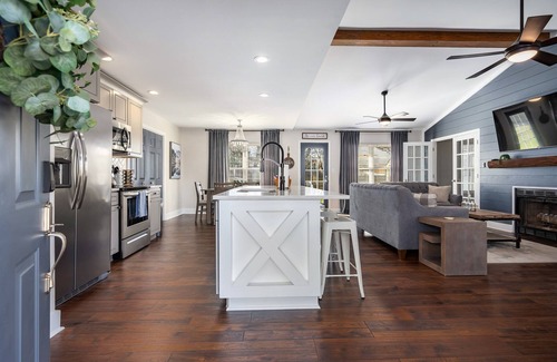 Madison House | Home Away From Home @hgtvbnb
