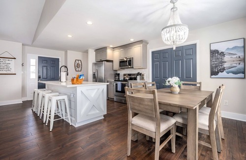 Madison House | Home Away From Home @hgtvbnb