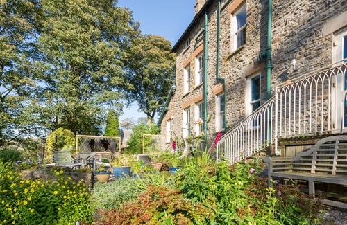 Sedbergh House | Home-Ensuite with Shower-Mountain view