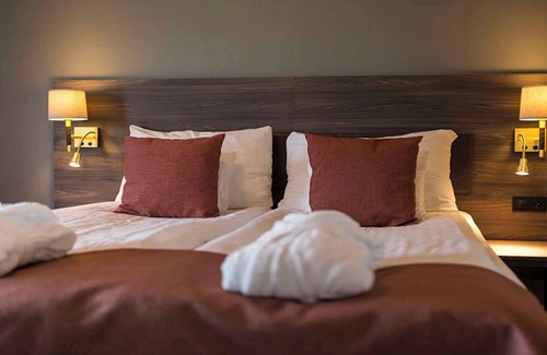 Umea Hotel | Home Hotel Uman - Dinner included