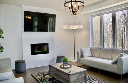 Wasaga Beach House | Home in Wasaga Beach only 5 min away from the Beach!