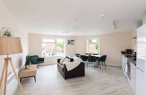 Sudbury Apartment | home.ly North London Apartments Wembley