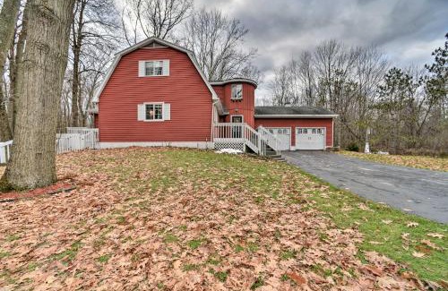Haslett House | Home on 10 Acres Perfect for MSU Football Weekend