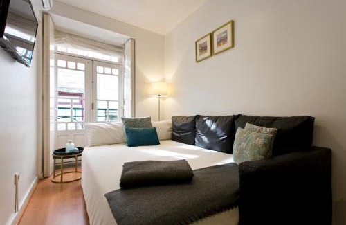 Centro / Baixa Apartment | Home @ Porto Clérigos Apartment