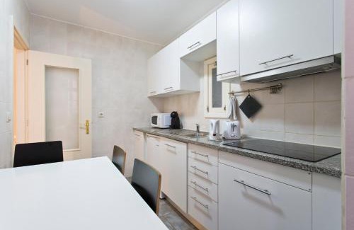 Centro / Baixa Apartment | Home @ Porto Clérigos Apartment