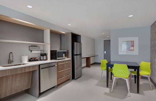 Largo Hotel | Home2 Suites by Hilton Largo