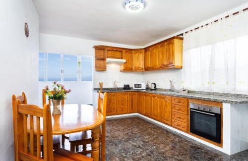 Guia de Isora Apartment | Home2Book Nature Retreat with Ocean Views