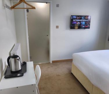 Park Royal Hotel | Homefield Lodge