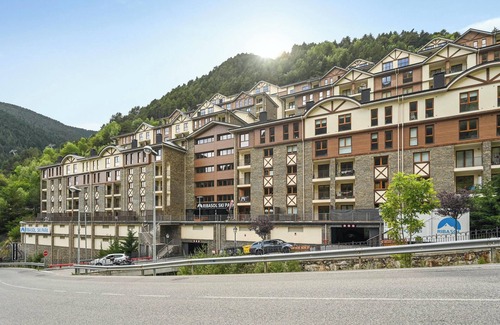 Arinsal Apartment | Homerez - Charming Studio with Mountain View in Arinsal - 40m²