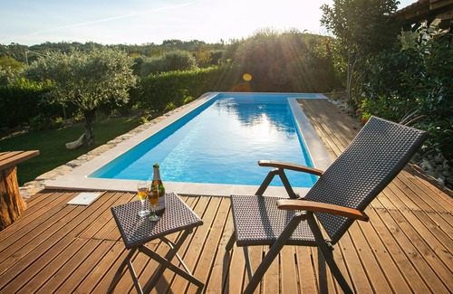 Camparca Villa | Homerez - Elegant Villa in Carcavelos with Private Pool