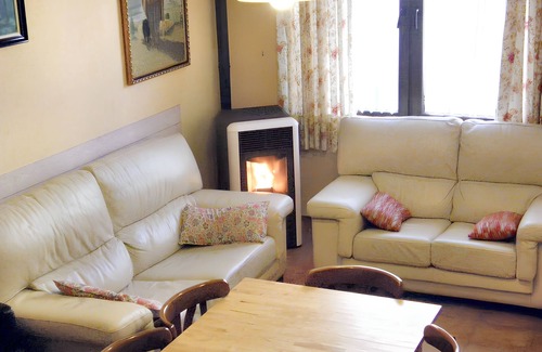Banos de Valdearados House | Homerez - House in Baños de Valdearados