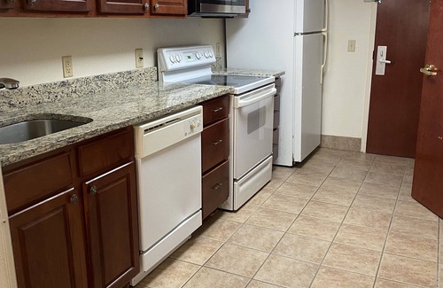 Pleasantville Hotel | Homestead Apart-Hotel