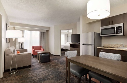 Plano Hotel | Homewood Suites by Hilton North Dallas-Plano