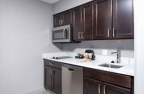 South Mountain Hotel | Homewood Suites by Hilton Phoenix Airport South