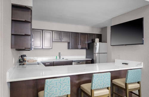 South Mountain Hotel | Homewood Suites by Hilton Phoenix Airport South