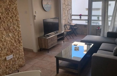 Skala Apartment | Horizon Aphrodite Seaview Suite