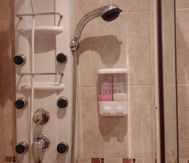 Wanda House | Hospedaje Los Laureles