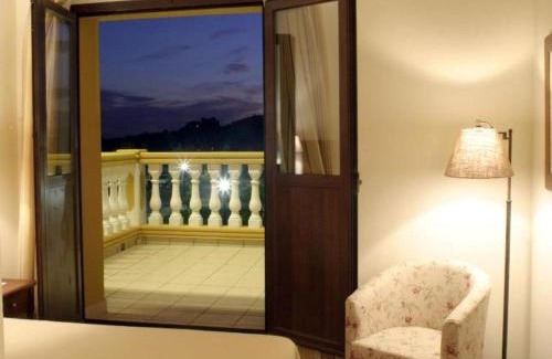 Villanueva de la Serena Hotel | Hospedium Hotel Cortijo Santa Cruz
