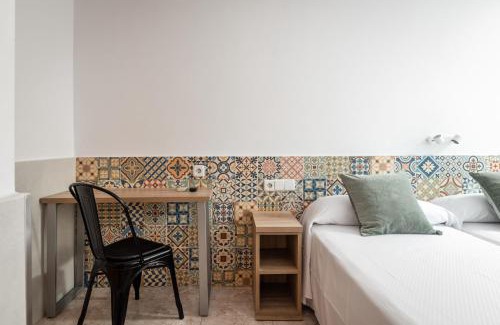 Hostafrancs House | Hostal Baler