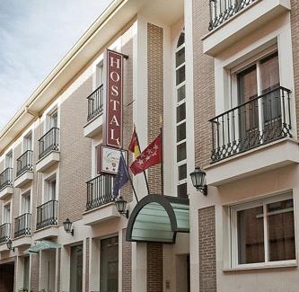 Getafe House | Hostal Carlos III