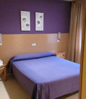 Velilla de San Antonio House | Hostal DS