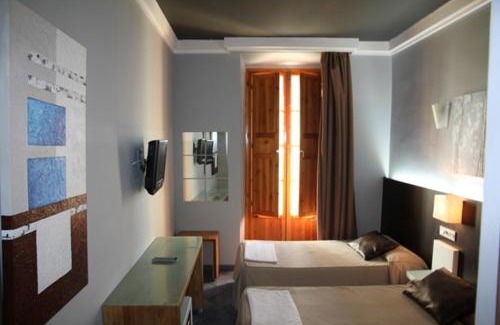 Ceuta House | Hostal Plaza Ruiz