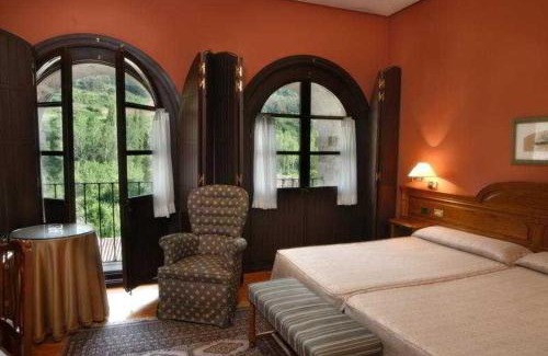 San Millan de la Cogolla Hotel | Hostería del Monasterio de San Millan