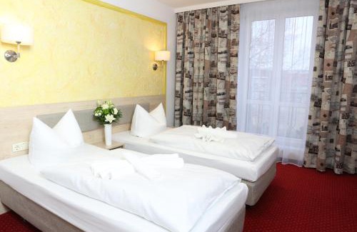 Burghausen-Rueckmarsdorf Hotel | Hotel 3 Linden
