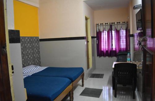 Hassan Cabin | Hotel Abhiruchi Lodging