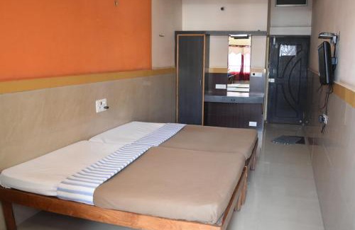 Hassan Cabin | Hotel Abhiruchi Lodging