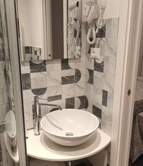 Genoa Historical Centre Hotel | Hotel Acquario