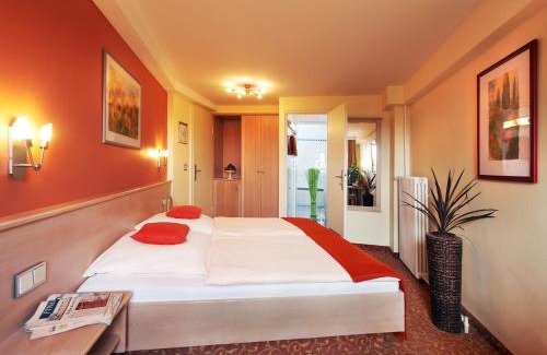 Lehel Hotel | Hotel ADRIA München