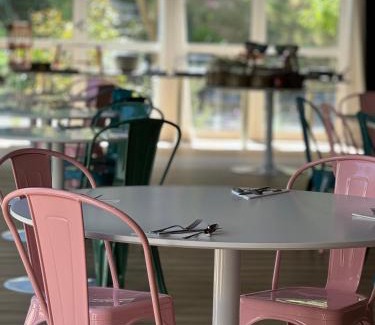 Treguier Hotel | Hotel Aigue Marine